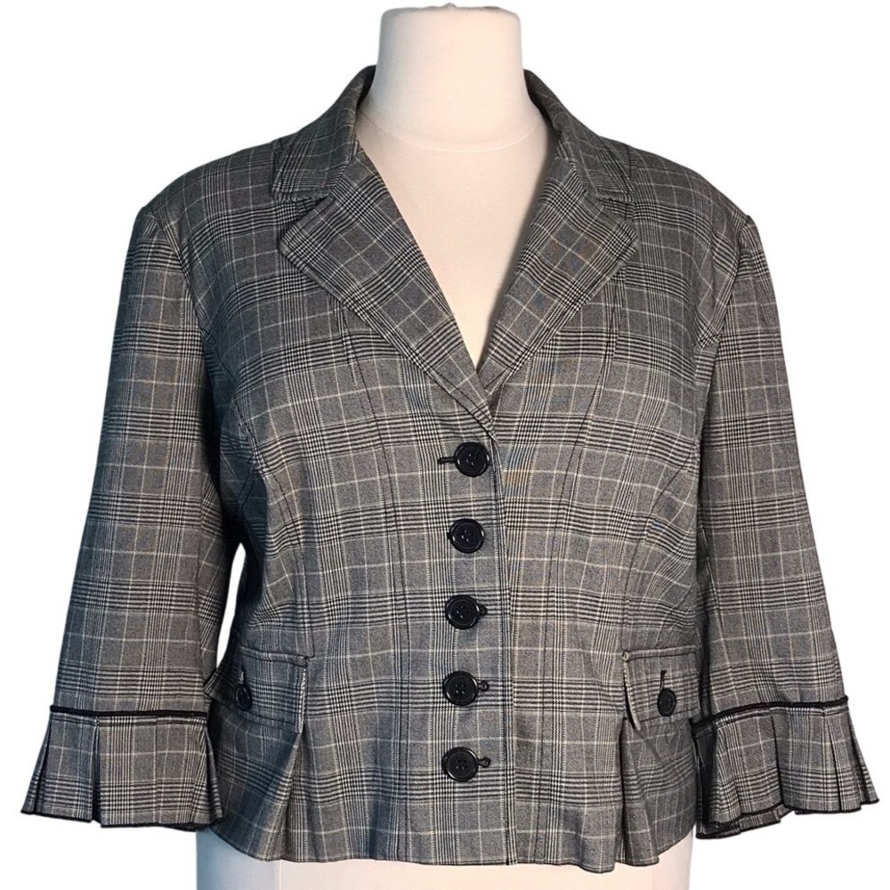 LANE BRYANT CROPPED PLAID 3/4 SLEEVE BLAZER